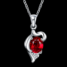 Load image into Gallery viewer, Elegant Ruby Crystal Necklace