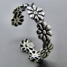 Load image into Gallery viewer, Floral Crown Toe Ring