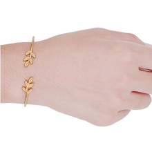 Load image into Gallery viewer, Vine Cuff Bangle