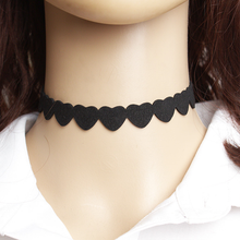 Load image into Gallery viewer, Black Heart Choker