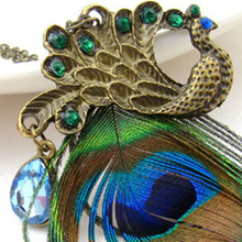 Load image into Gallery viewer, Peacock Feather Pendant