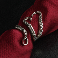 Load image into Gallery viewer, Octopus Wrap Ring
