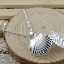 Load image into Gallery viewer, Open Shell Locket Pendant
