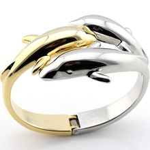 Load image into Gallery viewer, Dolphin Kiss Bangle
