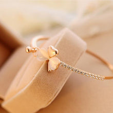Load image into Gallery viewer, Sweet Clover Bangle
